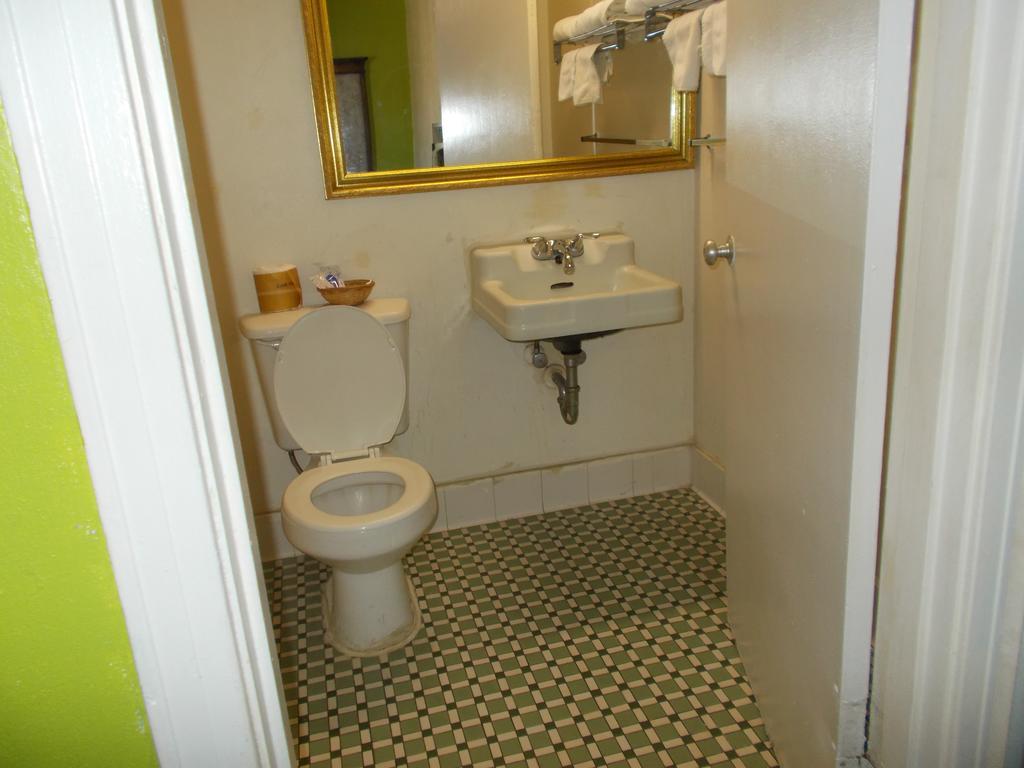 Hillside Motel Homer Bagian luar foto